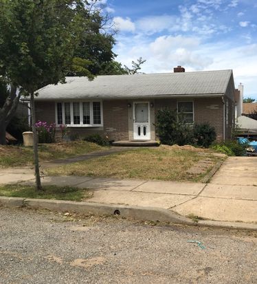 137 Islington St, Staten Island, NY 10308