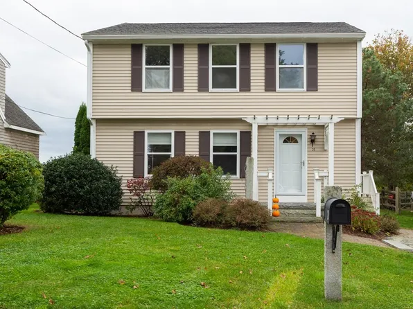 20 Ocean Dr, Ipswich, MA 01938