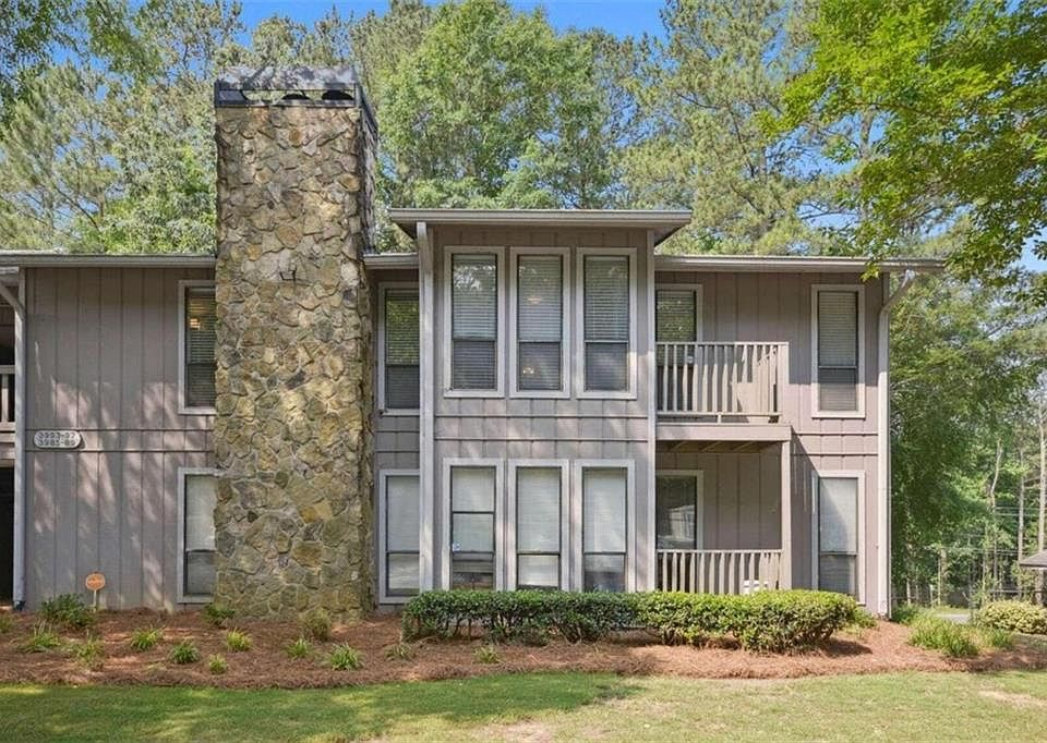1st image of 3999 Woodridge Way