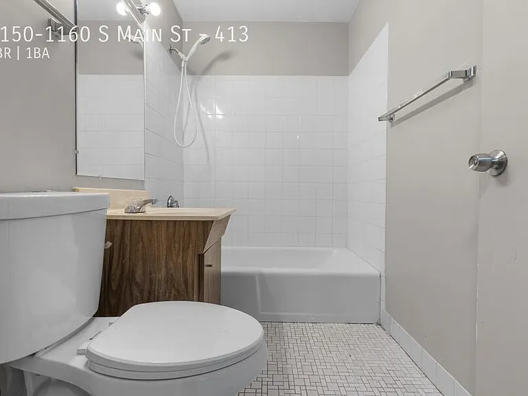 1150-1160 S Main St #413 — Photo 14