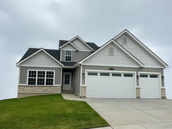 3730 Bullsway Dr, Imperial, MO 63052