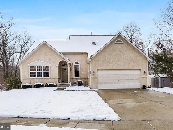 1000 Gray Fox Ct, Sewell, NJ 08080