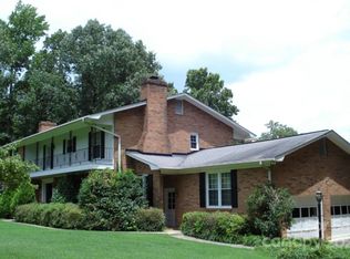 2731 Rolling Hills Dr, Monroe, NC 28110