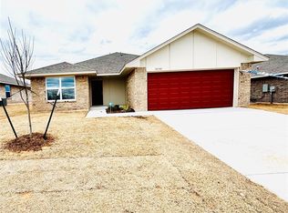 10140 Pennington St, Harrah, OK 73045