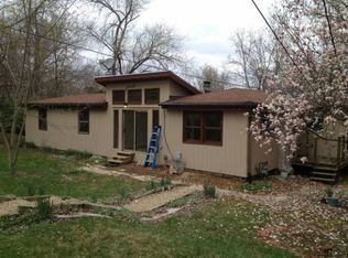 3500 Scenic Circle Dr, Saint Louis, MO 63129