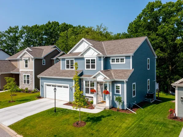309 Paradise COURT, Hartland, WI 53029