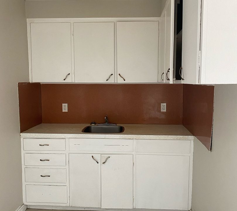 1st image of 110 Breton Rd #14