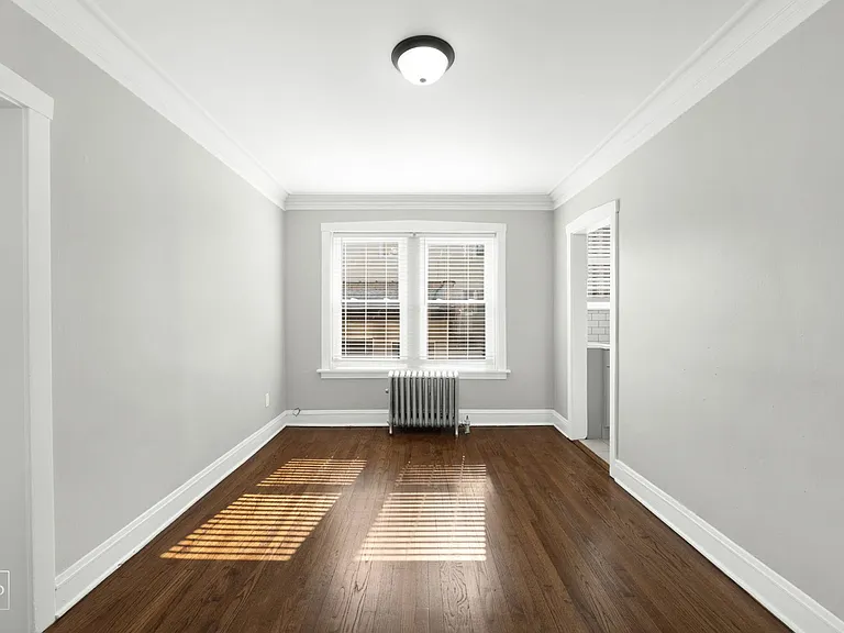 703 N Austin — Photo 10