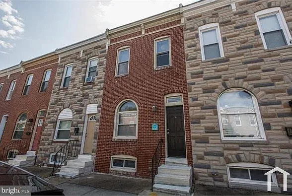 3 bed, 1176 sqft, $2,850 — Photo 2