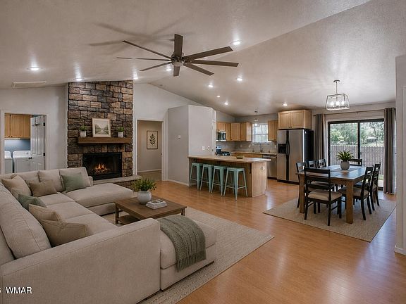 2nd image of 2303 E Rosemarie Ct