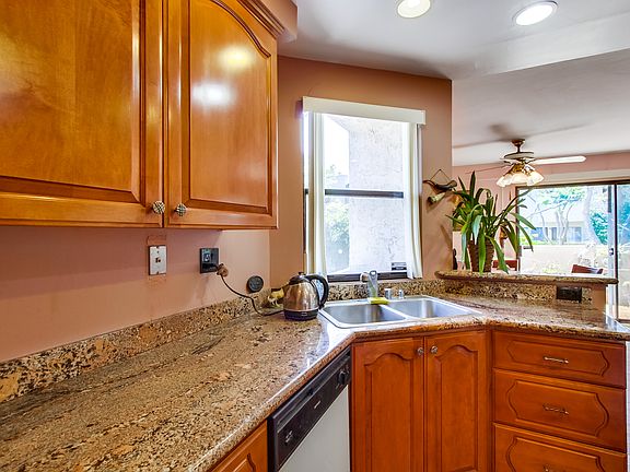 5th image of 8750 Villa La Jolla Dr Unit 67
