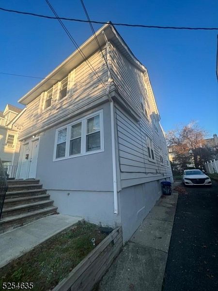1st image of 110 Vermont Ave