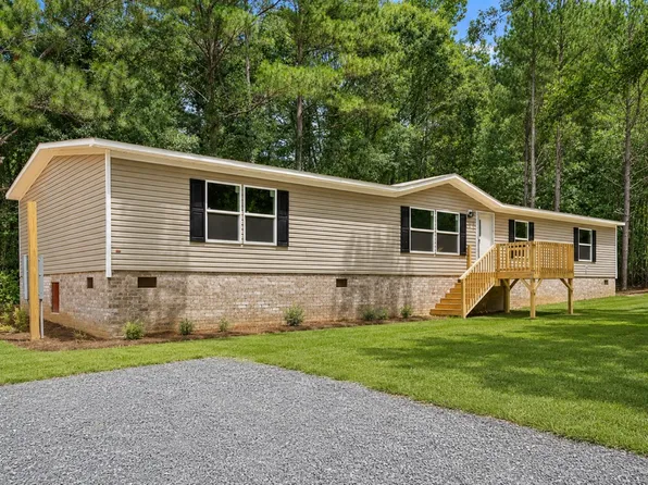 111 Burgess Dr, Iva, SC 29655