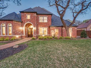 805 Huntington Ct, Southlake, TX 76092