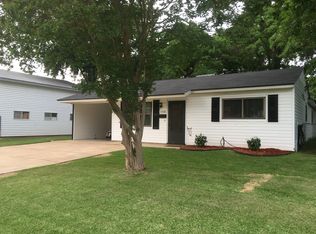 1718 Caney Lake Dr, Bossier City, LA 71112