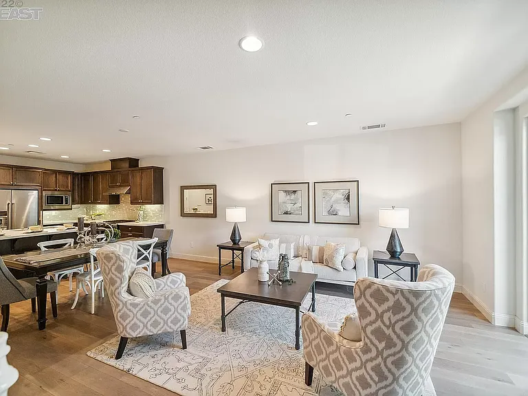 3047 Blackberry Ave — Photo 3