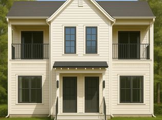 3200 McCart Ave, Fort Worth, TX 76110