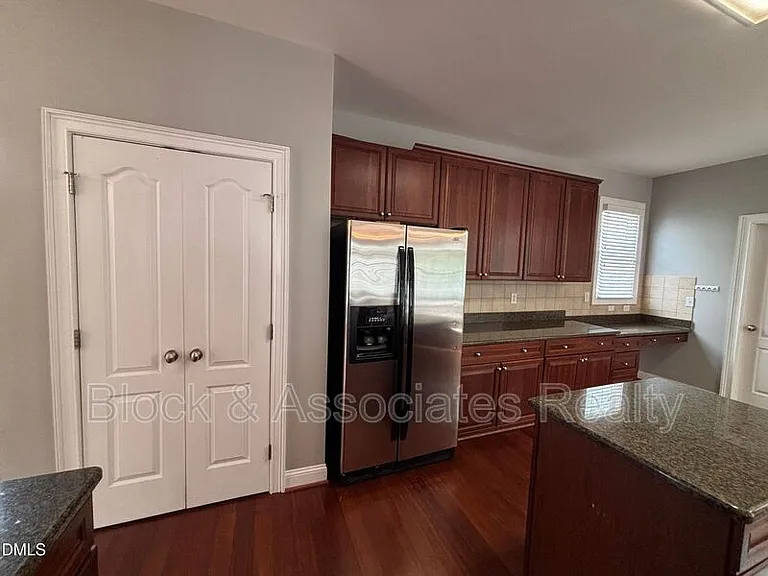 124 Factors Walk Ln — Photo 14