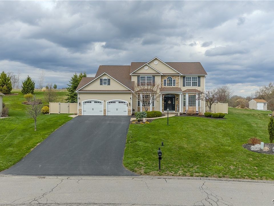 1st image of 3719 Pegasus Cir