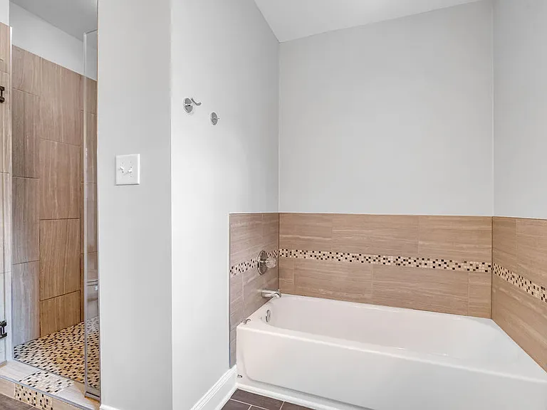 3826 Burrus St — Photo 22