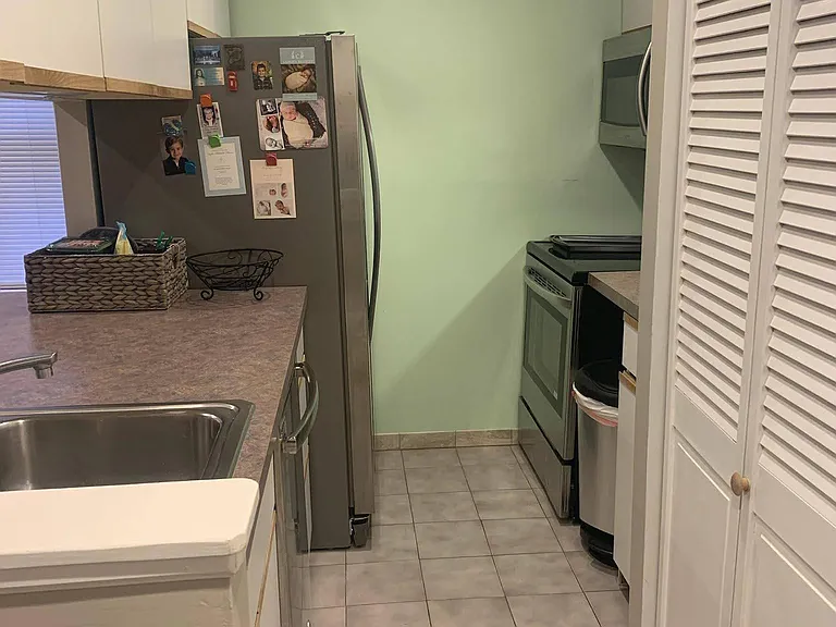413 Spruce St #5 — Photo 8
