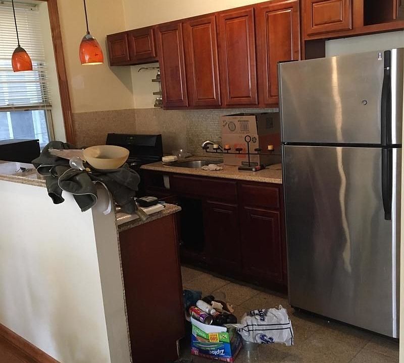 2nd image of 417 15th St APT B1