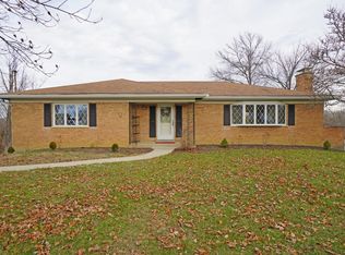 10590 Knollview Dr, Cincinnati, OH 45241