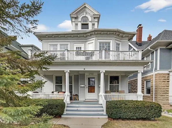 2745 North Farwell AVENUE #2747, Milwaukee, WI 53211