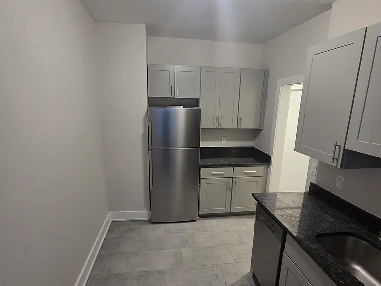 3603 Kennedy Blvd #6 — Photo 2
