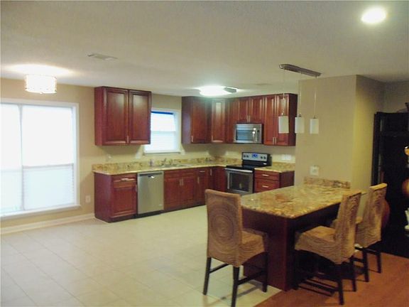 5th image of 6872 Mayo Blvd