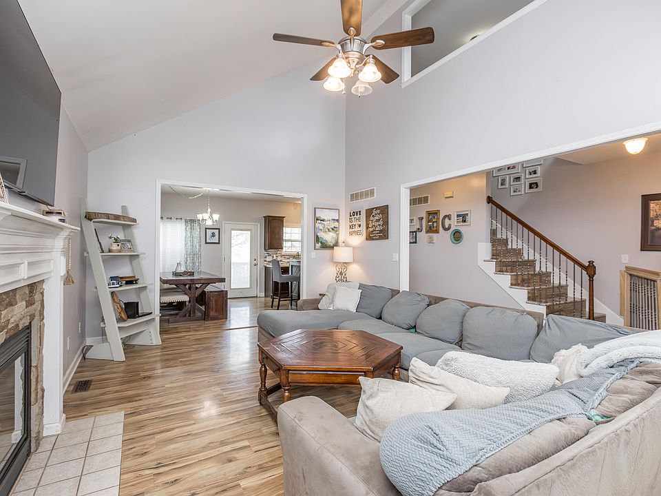 121 Crowe Ln, Nicholasville, KY 40356 | Zillow