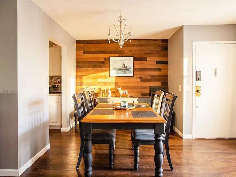 81 Richmond Blvd #1B — Photo 4