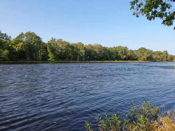 2 River Road, Maxfield, ME 04453