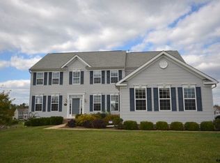20 Stonybrook Ln, New Oxford, PA 17350