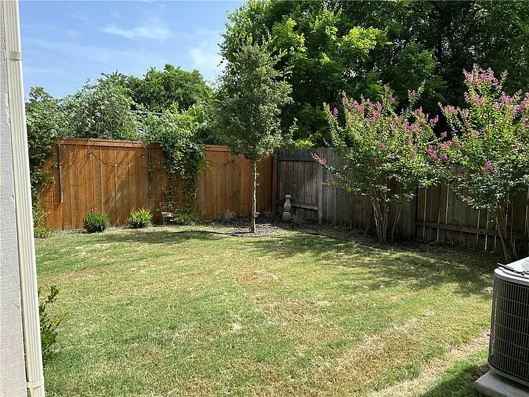 1140 La Conterra Blvd — Photo 30