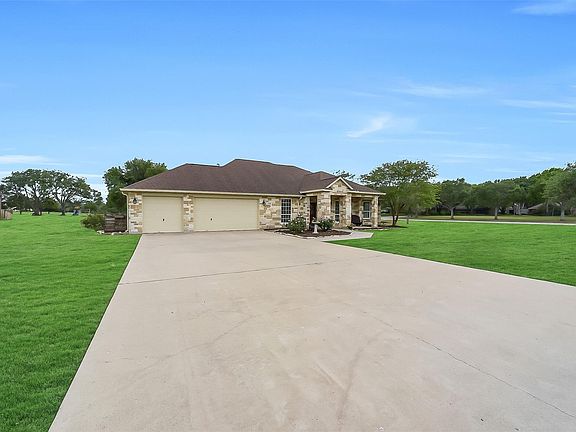 4th image of 132 River Bend Drive