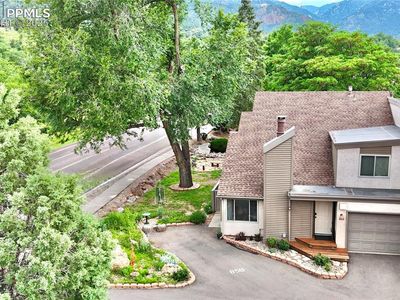 85 Crystal Park Rd APT B, Manitou Springs, CO, 80829