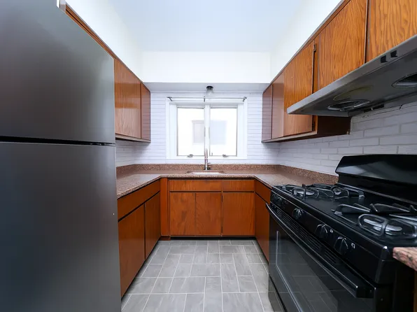 2166 West 9th Street image 8 of 27