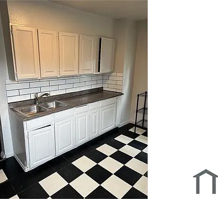 4764 Vine St — Photo 14