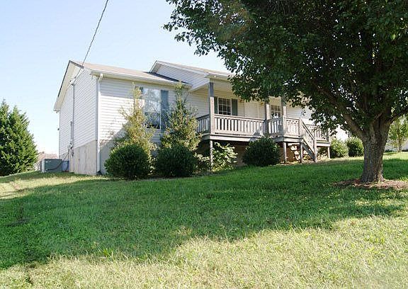 3rd image of 3559 Southmeade Dr