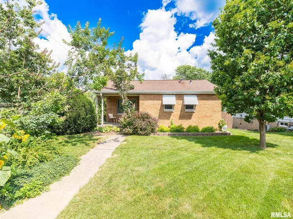 4216 N Columbus Ave, Peoria, IL 61614