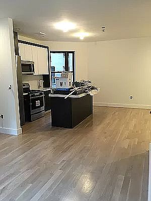 2nd image of 567 E 22nd St #2A2