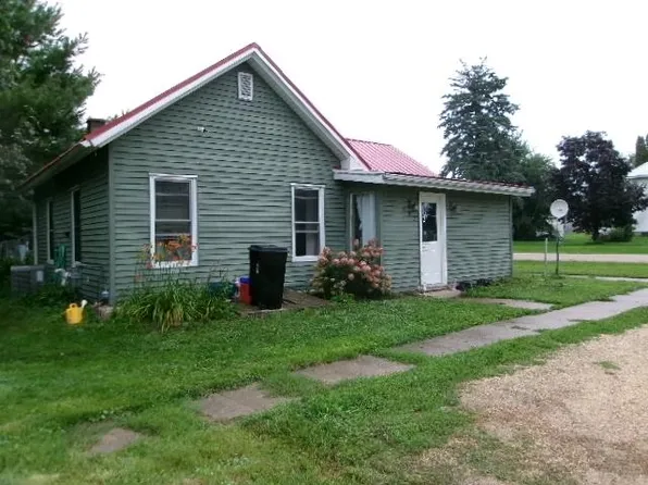 502 Blaine St, Rewey, WI 53580