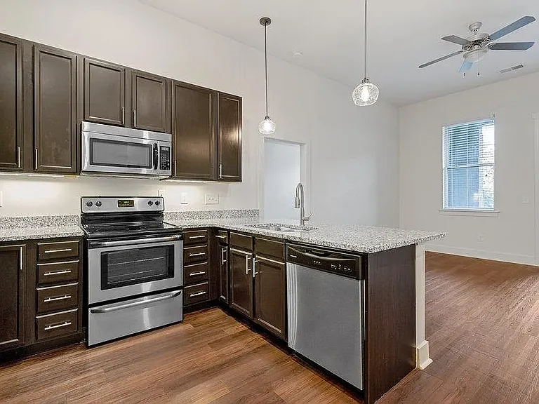 The Luxe at Indian Lake Village — Photo 3