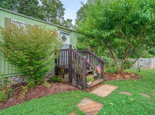 504 Stewart St, Goodview, VA 24095