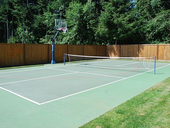 Backyard sport court