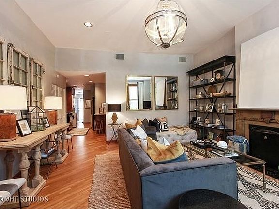 3rd image of 2035 N Sedgwick St #1