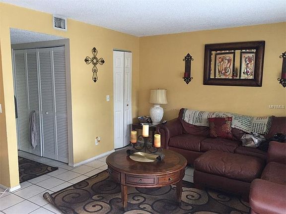5th image of 5230 Tennis Court Cir #5230