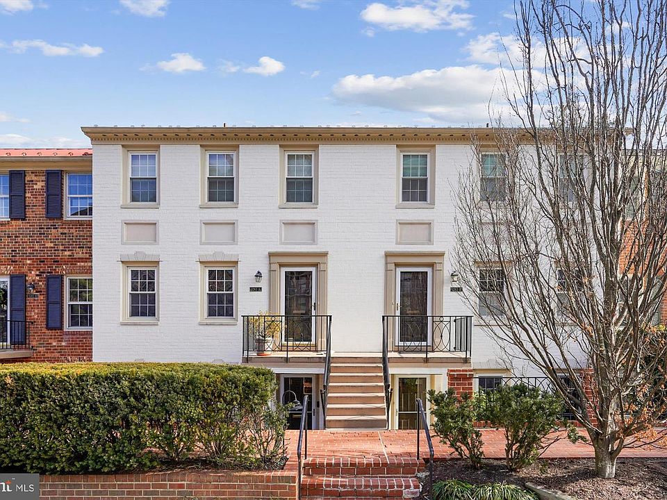 1st image of 3263 Sutton Pl NW APT C