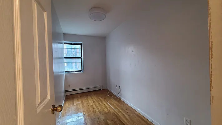 Rented by Matthew Gros-Werter, LREB  | media 10
